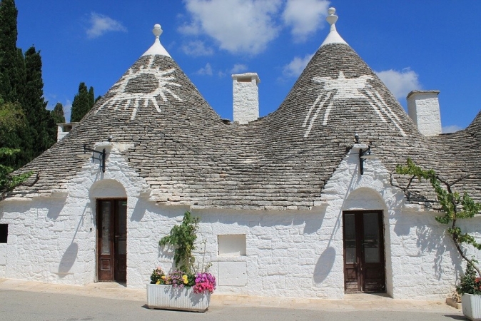 VIAGGIO IN PUGLIA LUCERA, TROIA, LECCE, OTRANTO E ALBEROBELLO Tour Italia