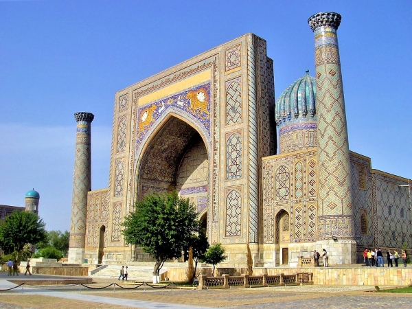 VIAGGIO IN UZBEKISTAN Tour Estero