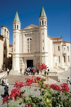GITA A CASCIA, ROCCAPORENA E CASCATE DELLE MARMORE 